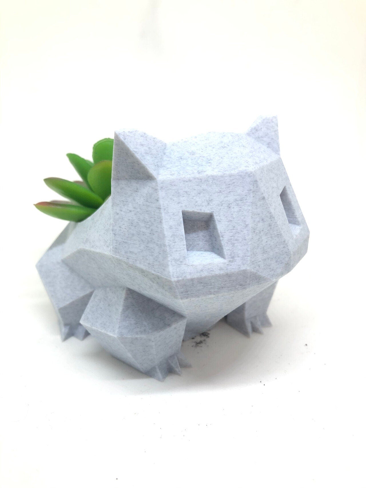 Bulbasaur planter - 3D printed pokemon - succulent planter